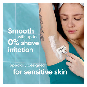 Gillette Venus Extra Smooth razor cartridge with lubrication strip