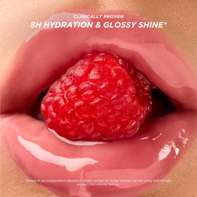 Gisou Honey Infused Lip Oil Raspberry Swirl texture on lips