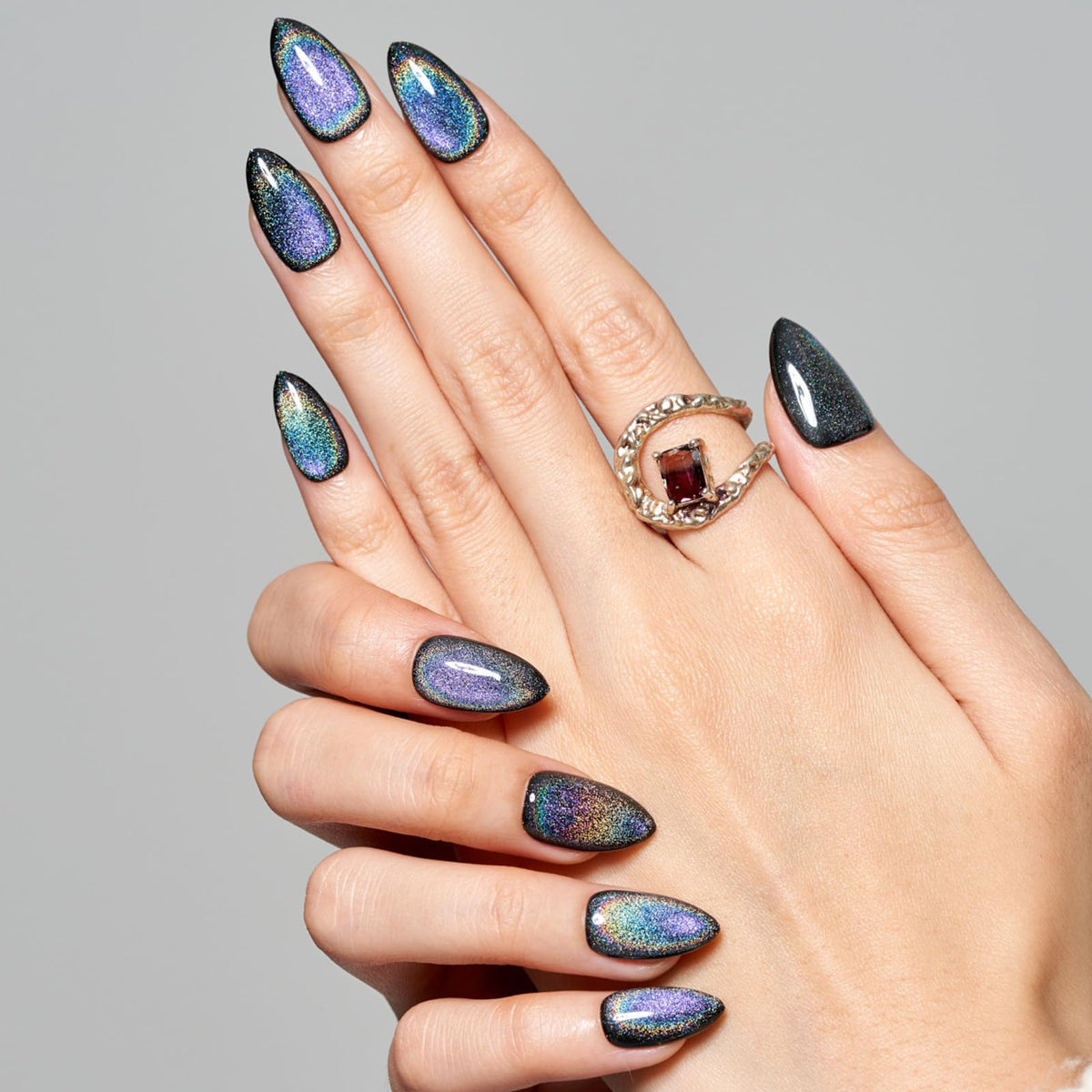 GLAMERMAID Black Cat Eyes Press on Nails with accessories