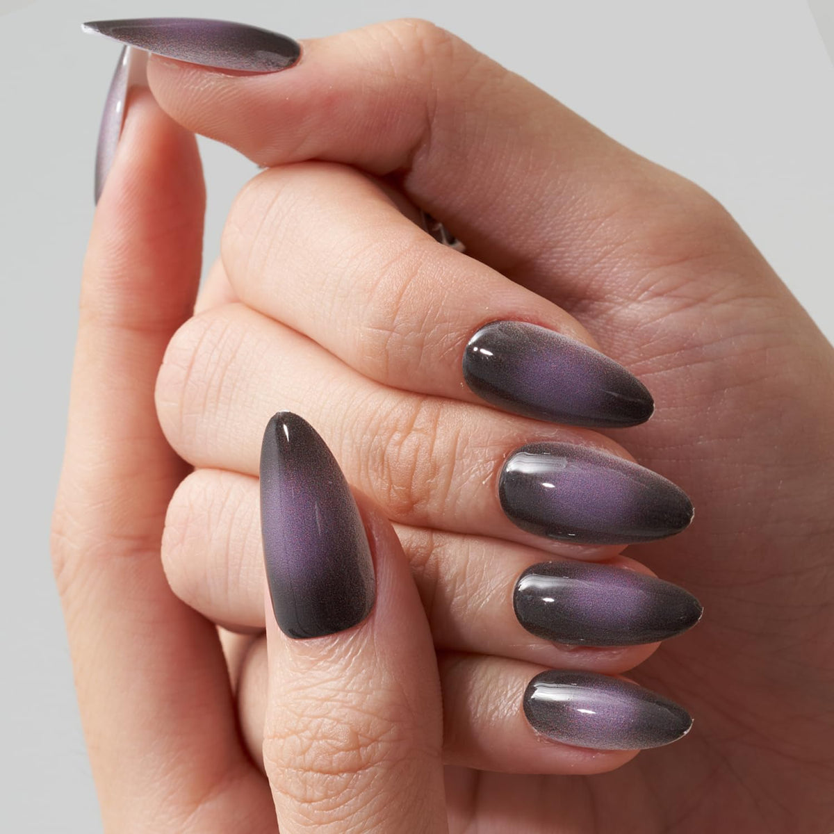 GLAMERMAID press on nails with adhesive tabs