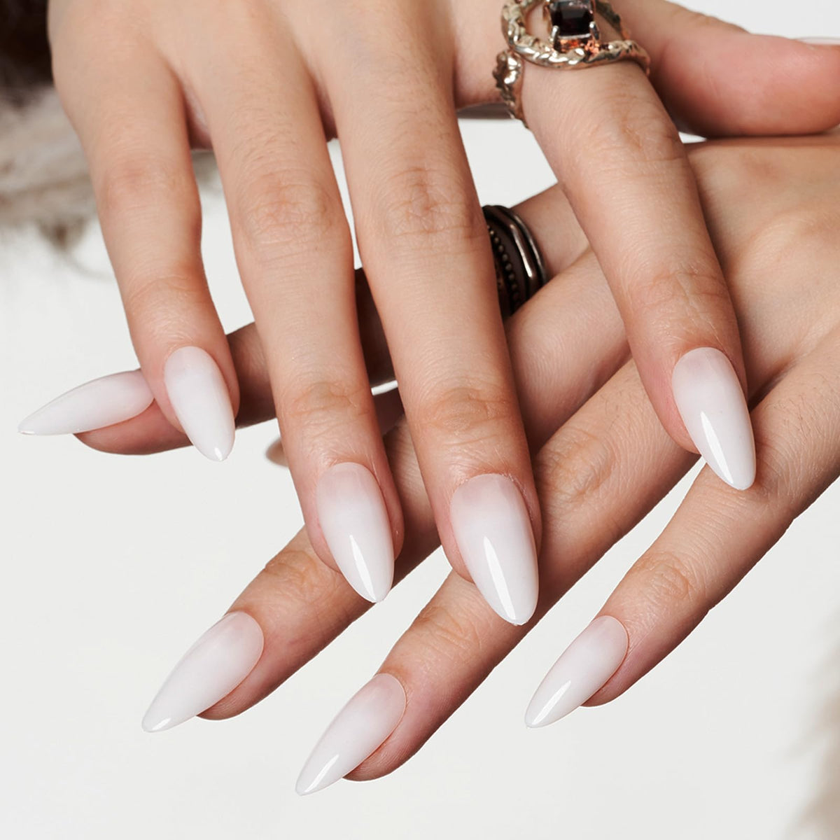 GLAMERMAID Pure White Press on Nails close-up of design