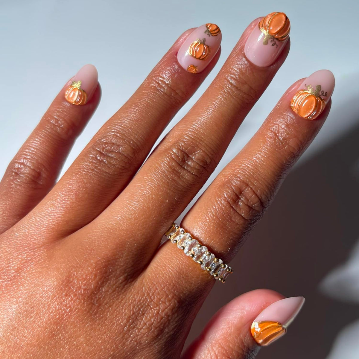 Glamnetic Press On Nails 30 Pc Velvet Short Oval Kit front view
