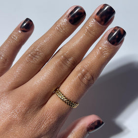 Glamnetic Press On Nails extra short tortoiseshell glossy finish front view