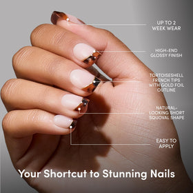 Glamnetic Press On Nails kit includes 30 nails and accessories