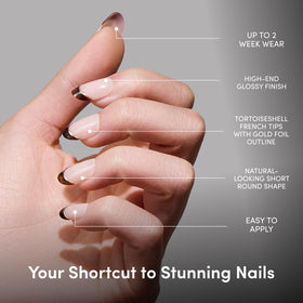 Glamnetic Press On Nails kit including glue and accessories