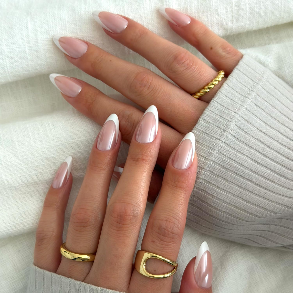 Glamnetic Press On Nails Medium Almond full kit packaging