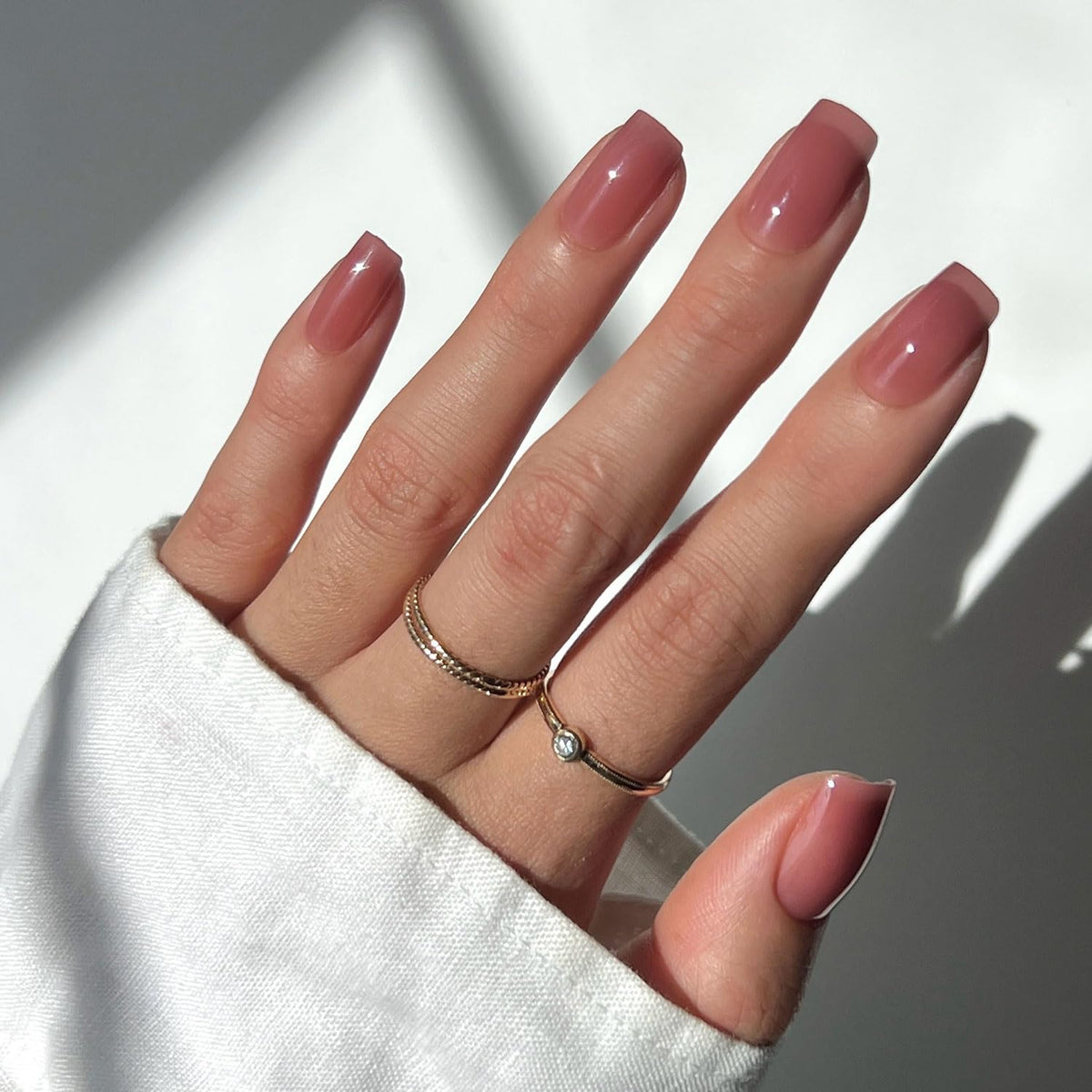 Glamnetic Press On Nails Medium Square Glossy kit front view