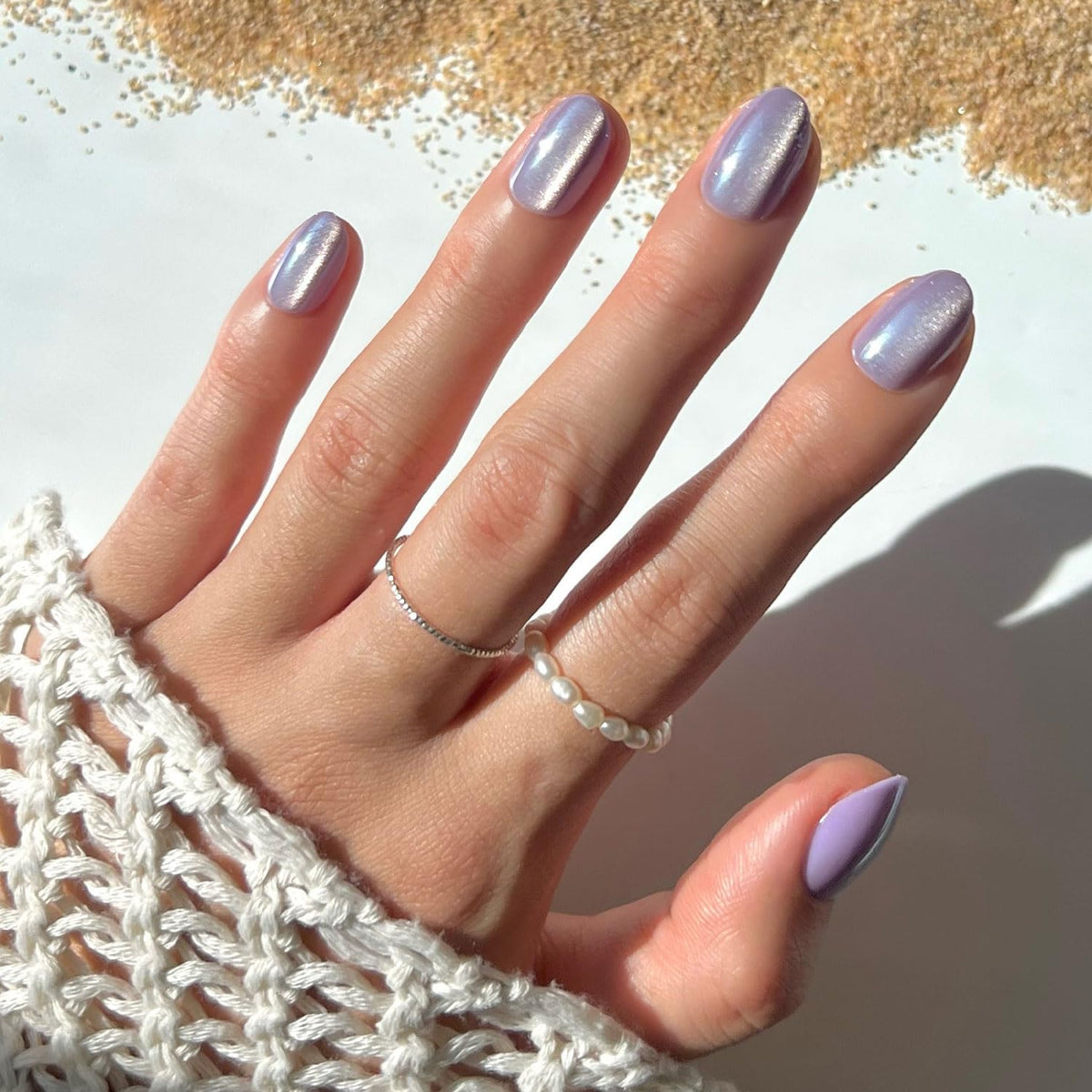 Glamnetic Press On Nails Mermaid’s Tail front view with iridescent finish