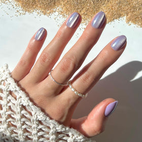 Glamnetic Press On Nails Mermaid’s Tail front view with iridescent finish