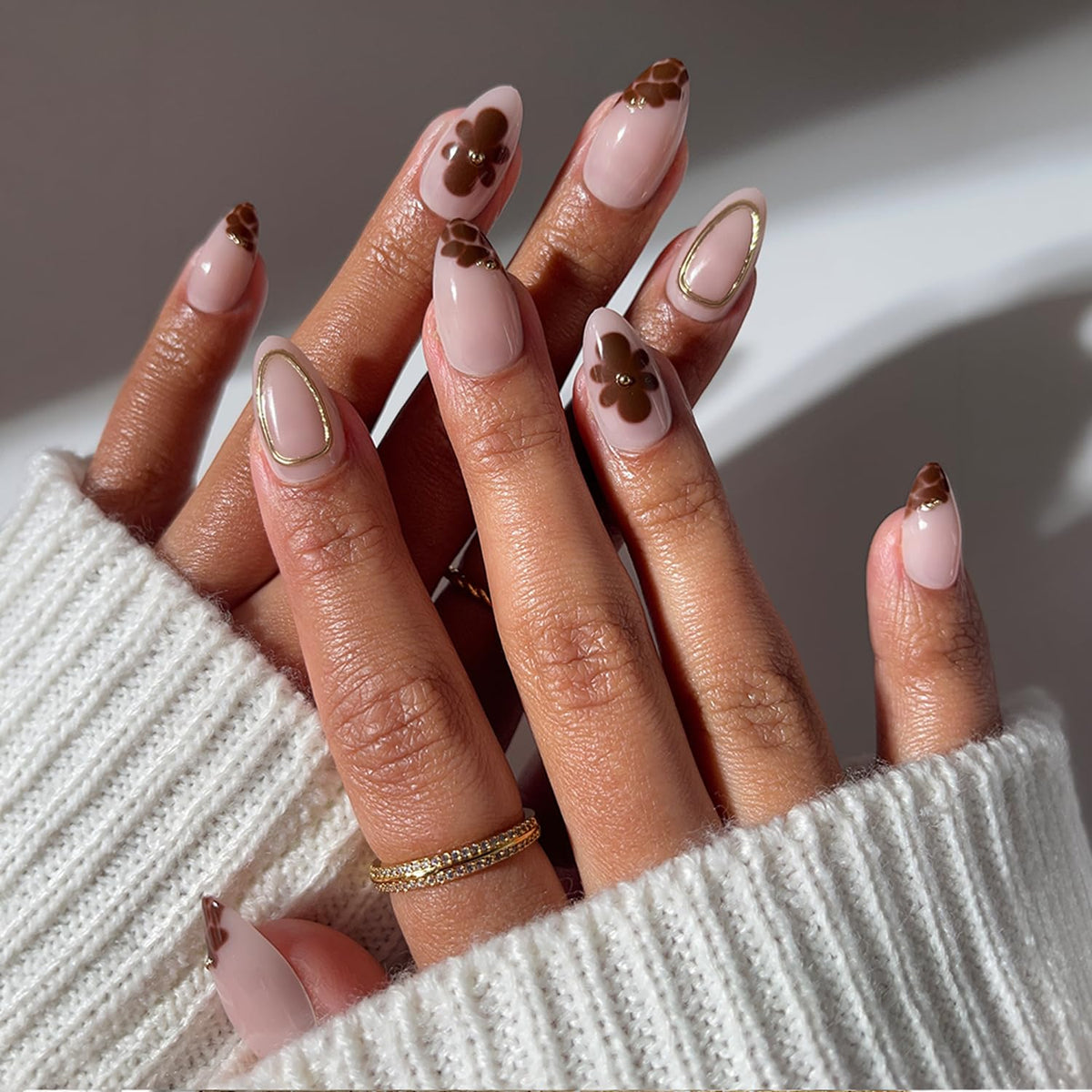 Glamnetic Press On Nails Short Almond Floral full kit front view