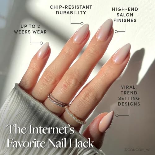 Glamnetic Press On Nails Short Almond Glazed storage box and accessories