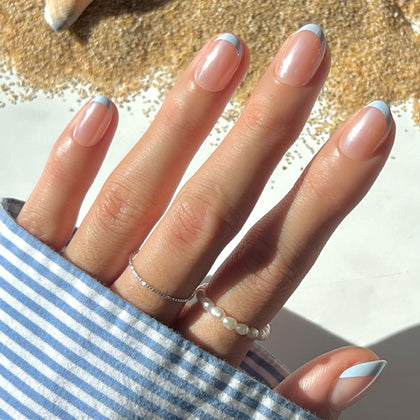 Glamnetic Press On Nails short oval glazed finish front view