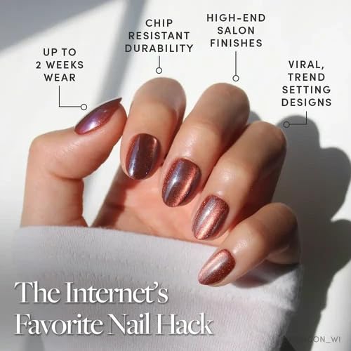 Glamnetic Press On Nails Short Oval Velvet storage box and accessories