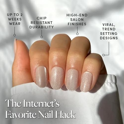 Glamnetic Press On Nails Short Round Glossy storage box and accessories
