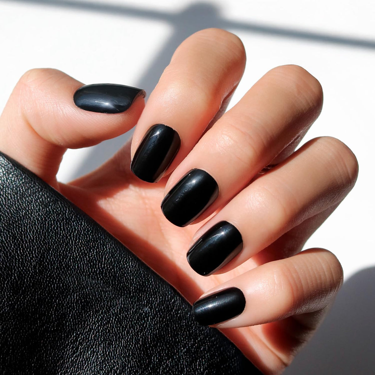 Glamnetic Press On Nails short squoval glossy black set front view