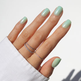 Glamnetic Press On Nails Short Squoval mint green glossy finish front view