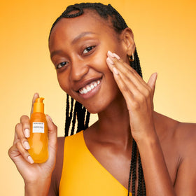 Glow Recipe Cloudberry Brightening Essence Toner 75ml pump close-up