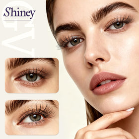 GlowVane TrueCurve Lash Clusters in makeup kit