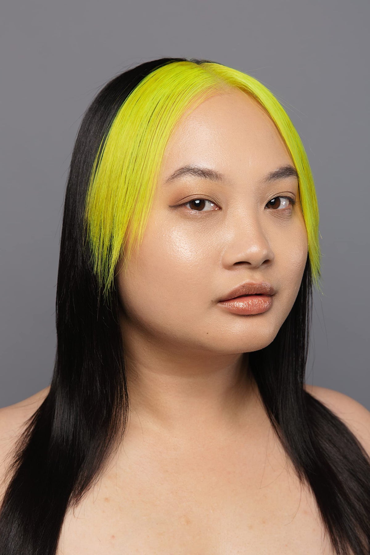 Good Dye Young Glow On Yellow hair dye packaging side view
