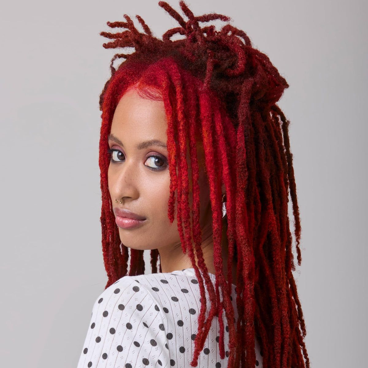 Good Dye Young Semi-Permanent Hair Dye Rock Lobster application process