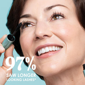 GrandeMASCARA Waterproof Peptide Mascara applied on lashes