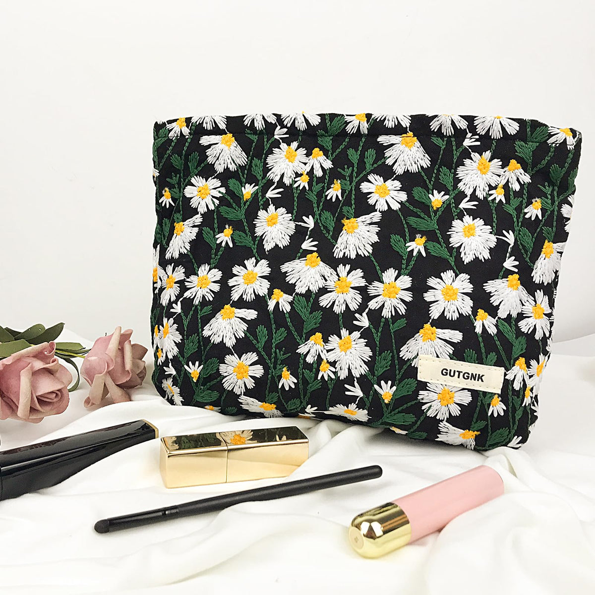 GUTGNK Corduroy Cosmetic Bag side view showcasing zipper