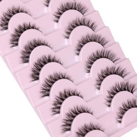 GVEFETIEE Cat Eye Lashes with clear band detail