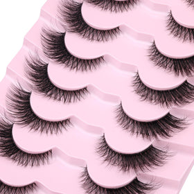 GVEFETIEE Fox Eye Lashes on model's eyes