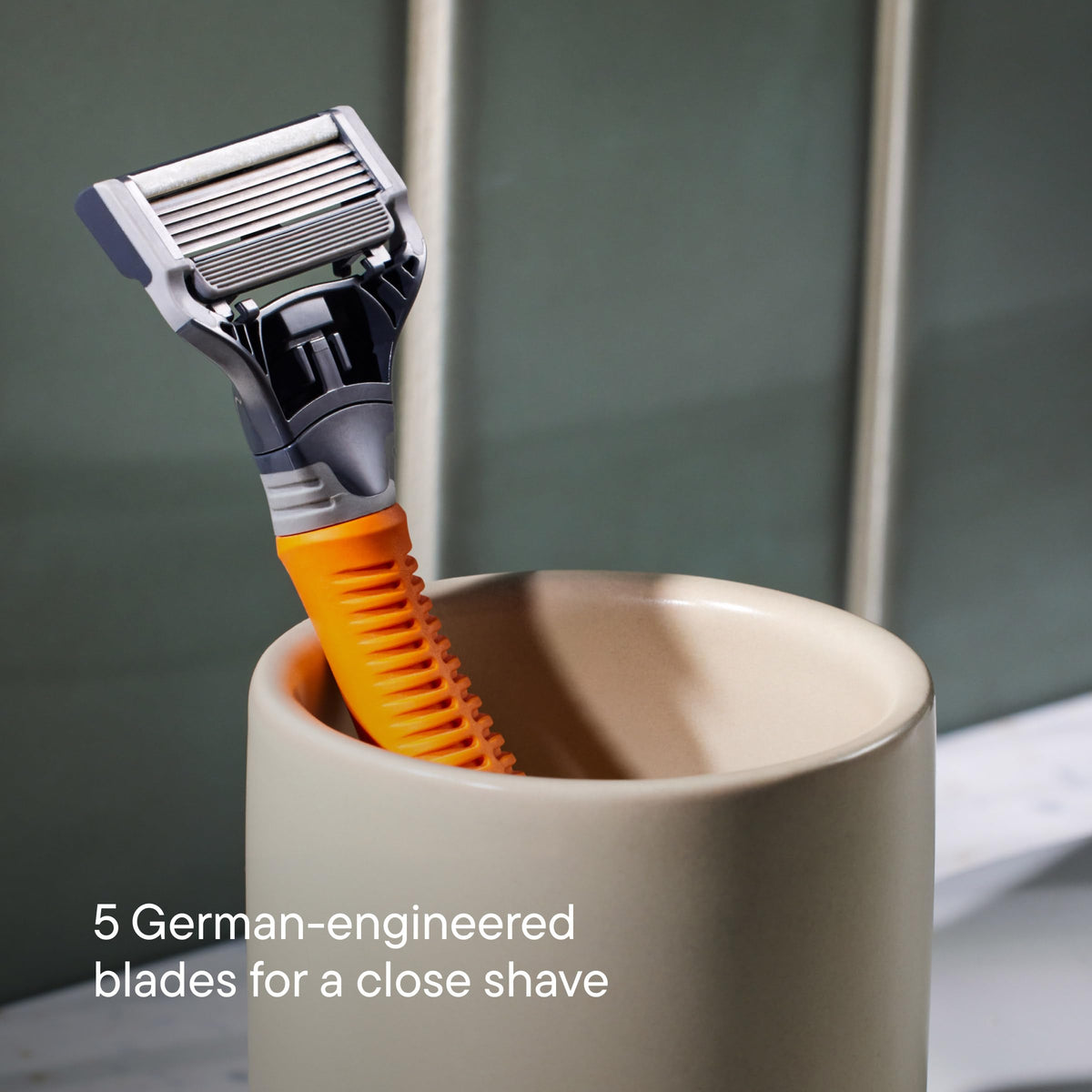 Harry's razor blade cover for protection during travel