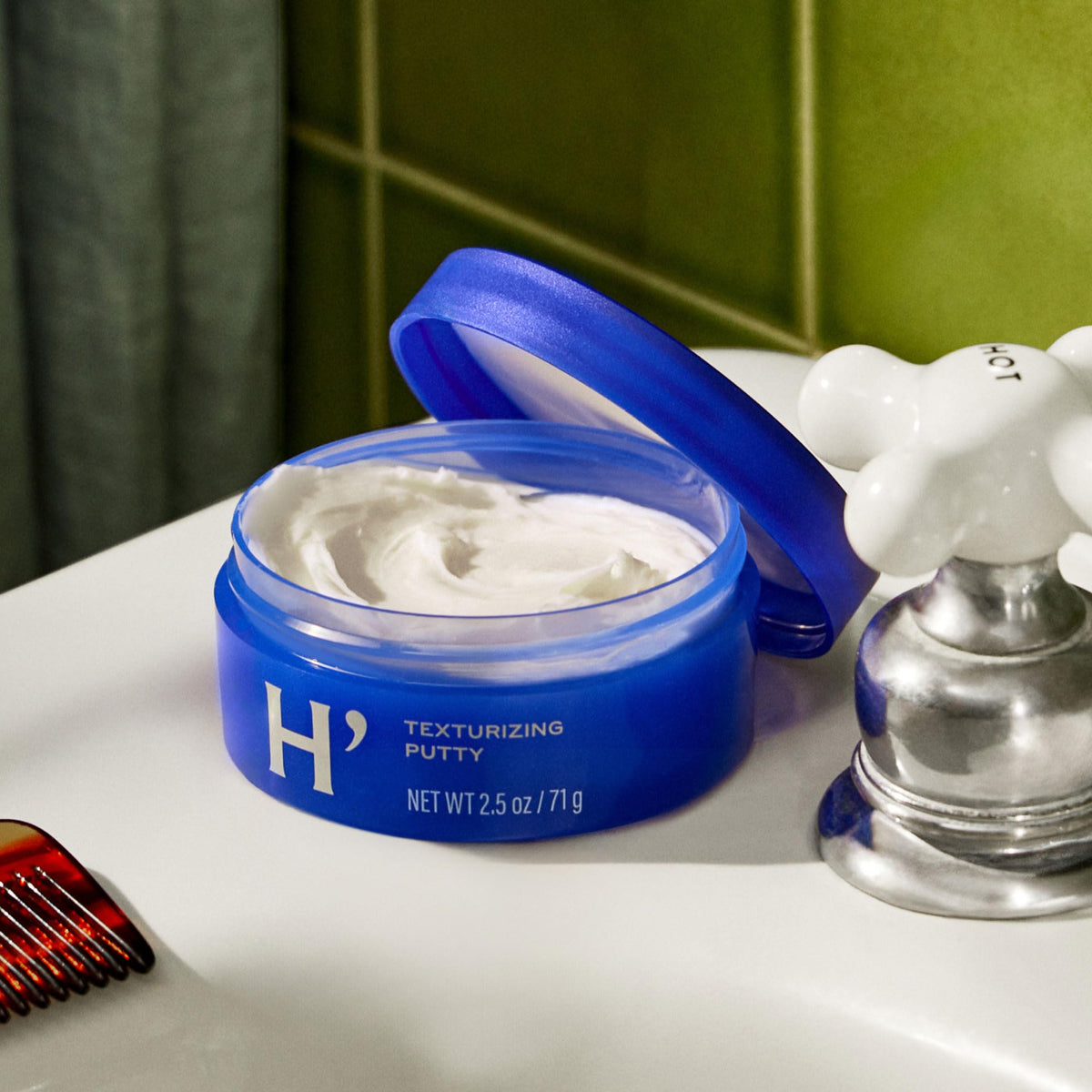 Harry's Texturizing Hair Putty travel-friendly size