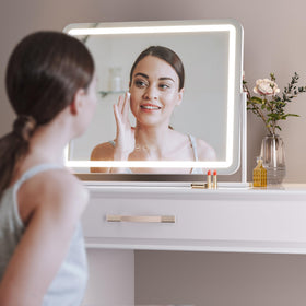 Hasipu Vanity Mirror in a stylish bathroom setting