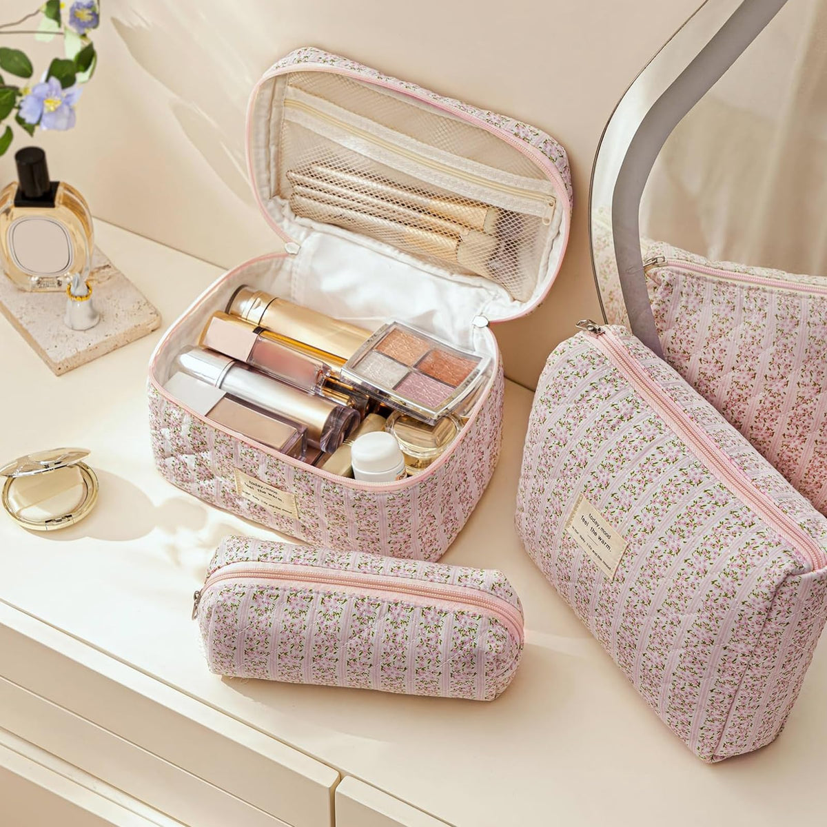 HBselect medium makeup bag side view with double zipper