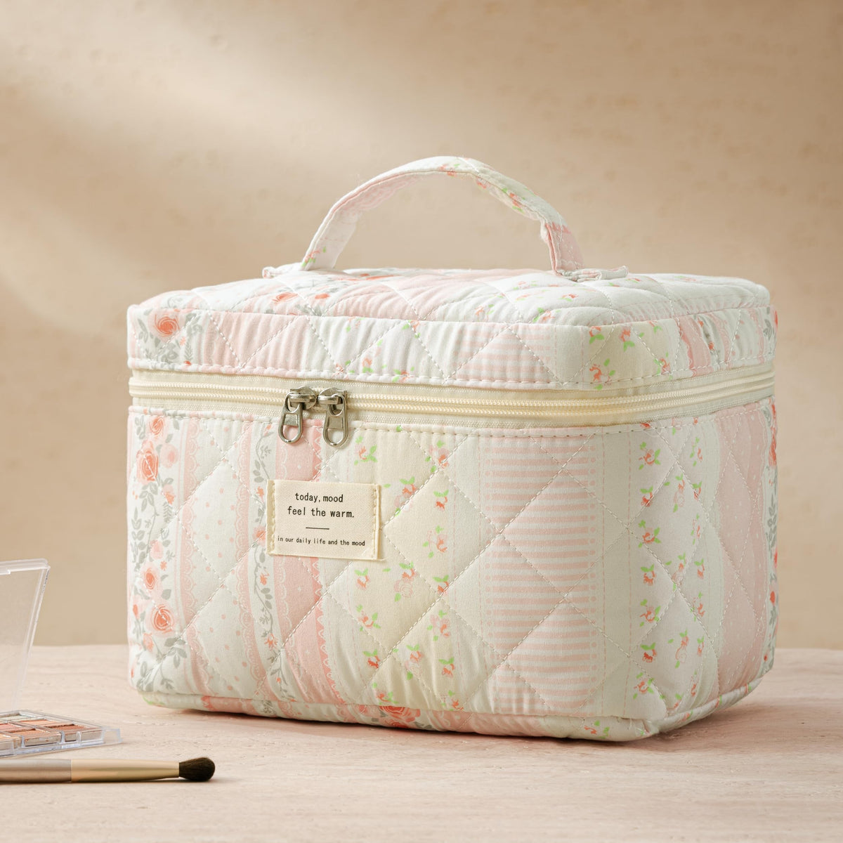 HBselect Quilted Makeup Bag Set displayed on a vanity