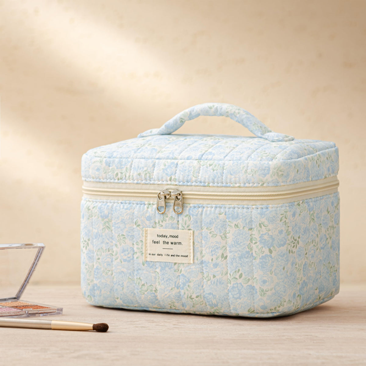 HBselect Quilted Makeup Bag Set displayed with cosmetics inside