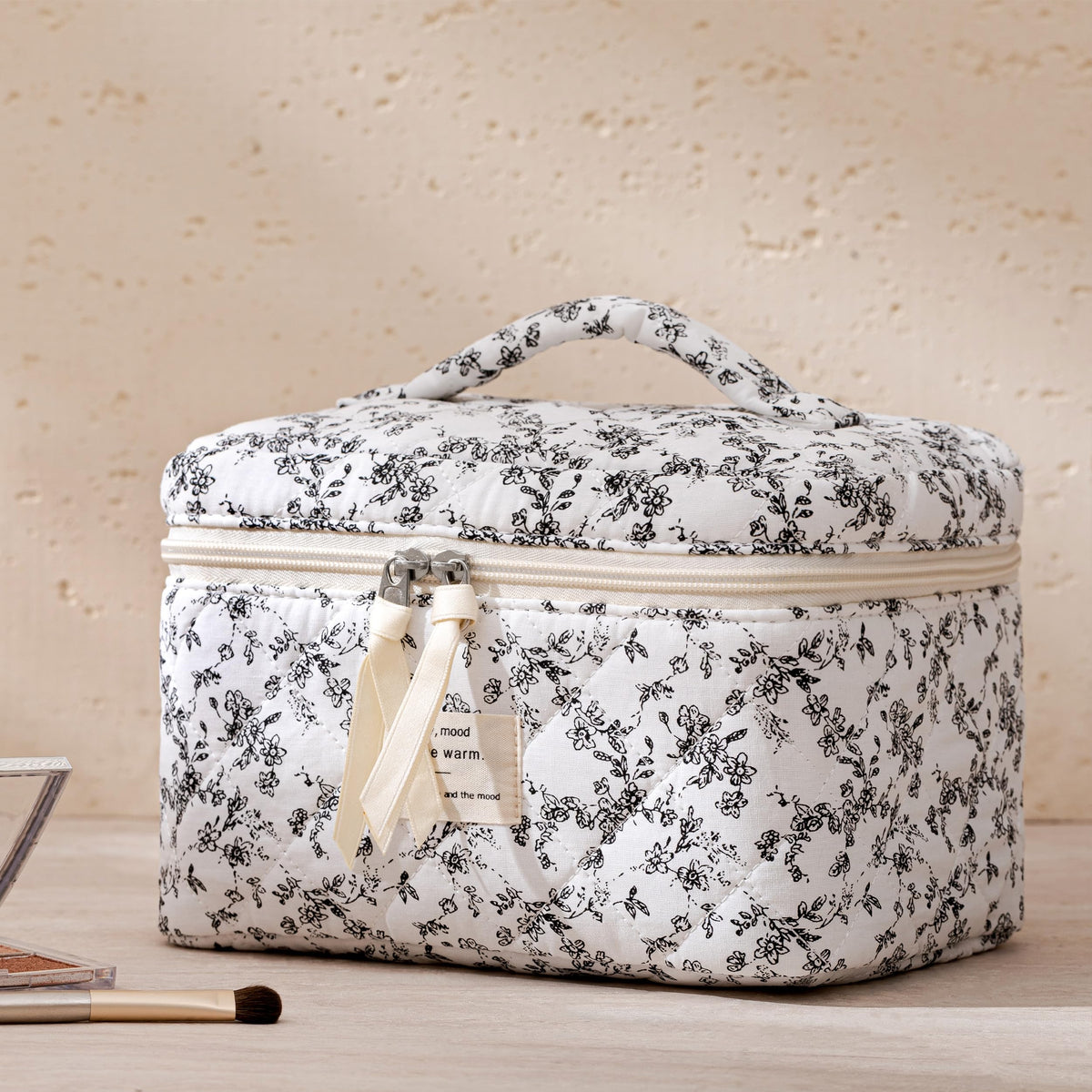 HBselect Quilted Makeup Bag Set folded for travel
