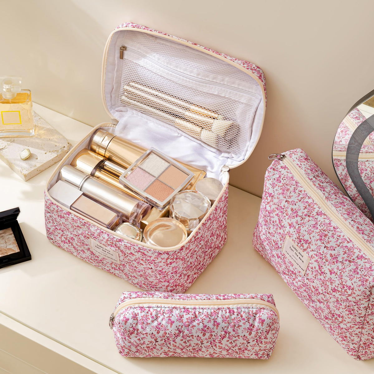 HBselect Quilted Makeup Bag small size top view with floral pattern