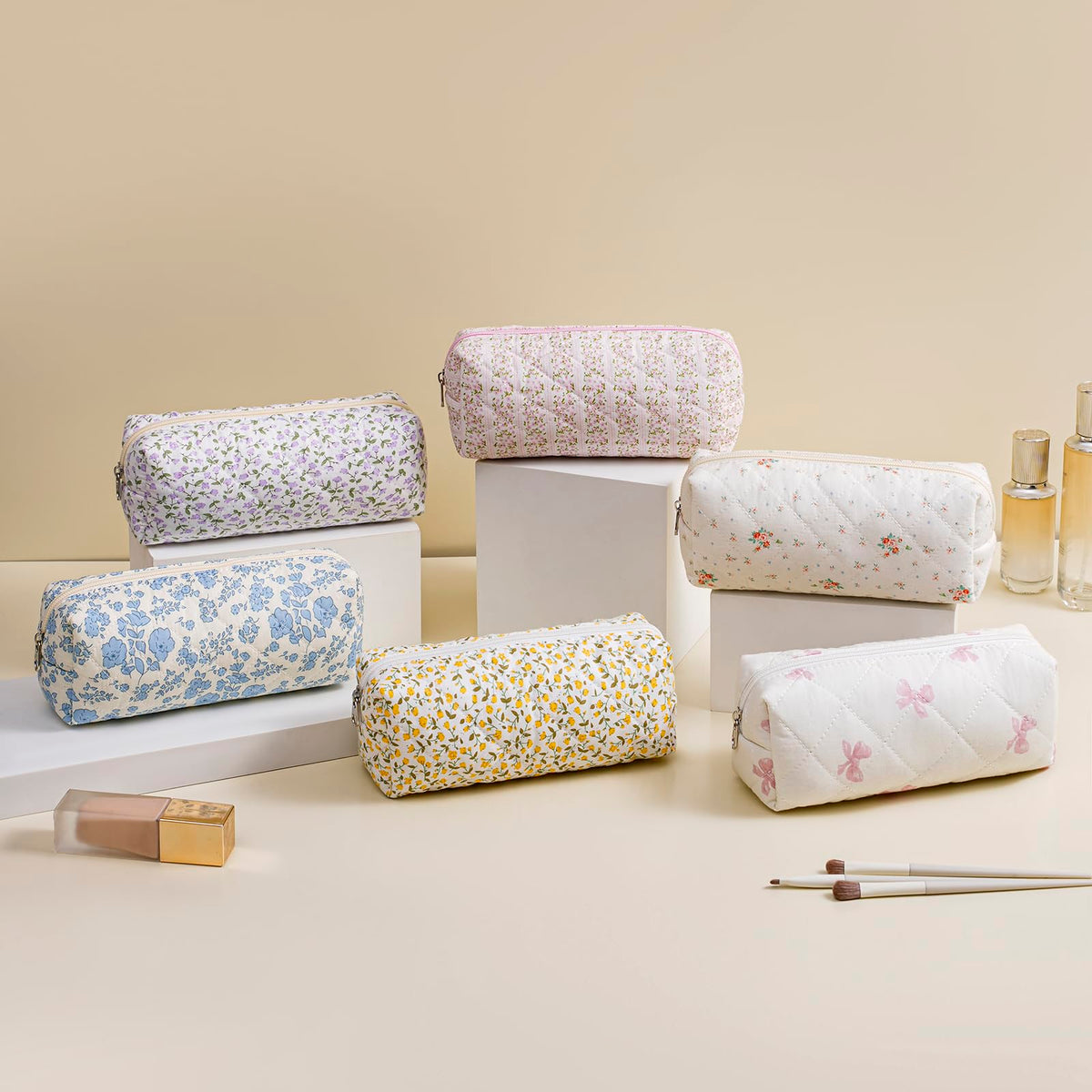 HHQQWZ Floral Cotton Makeup Bag with a variety of makeup tools inside