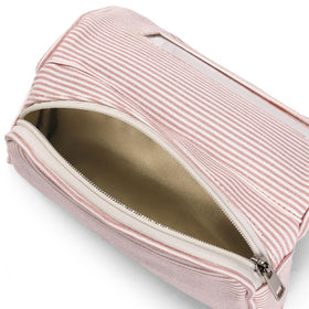 Hibilog makeup bag open displaying storage space