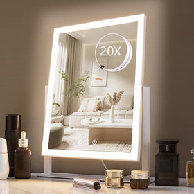 HIEEY Lighted Makeup Mirror front view with LED lights