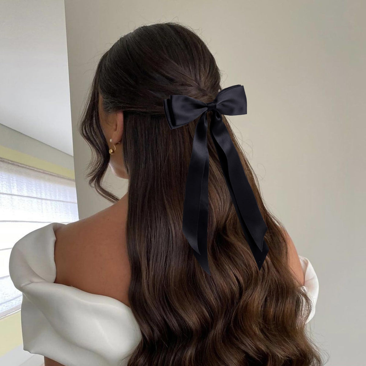 hisial Hair Bows Clips black satin ribbon on a model