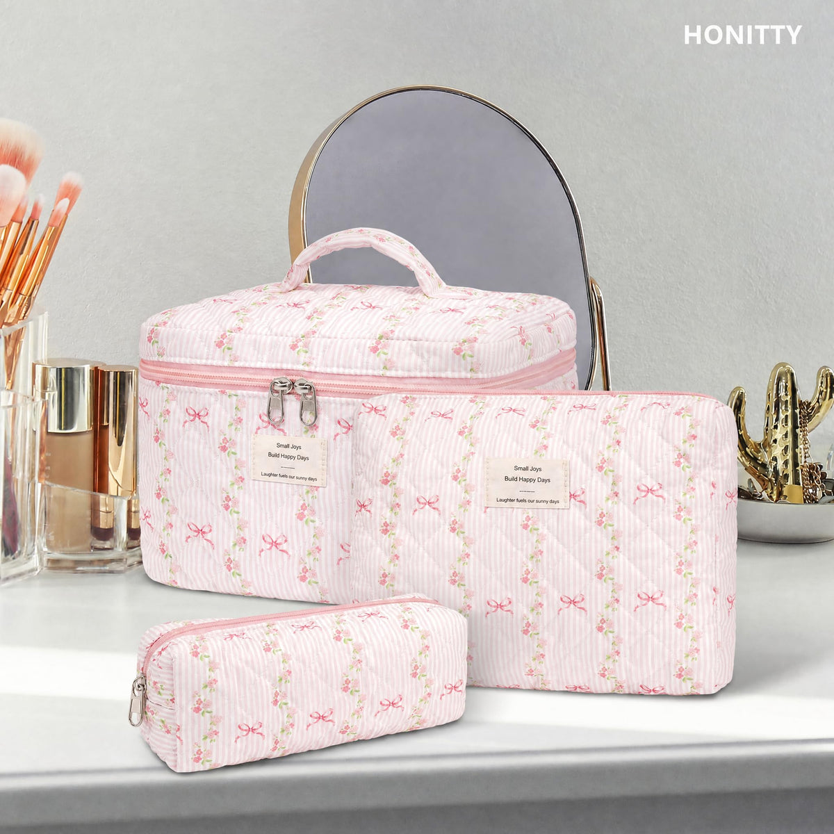 honitty Makeup Bag Set in a travel suitcase
