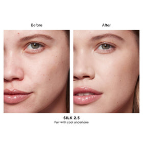 HOURGLASS Vanish Airbrush Concealer applicator close-up