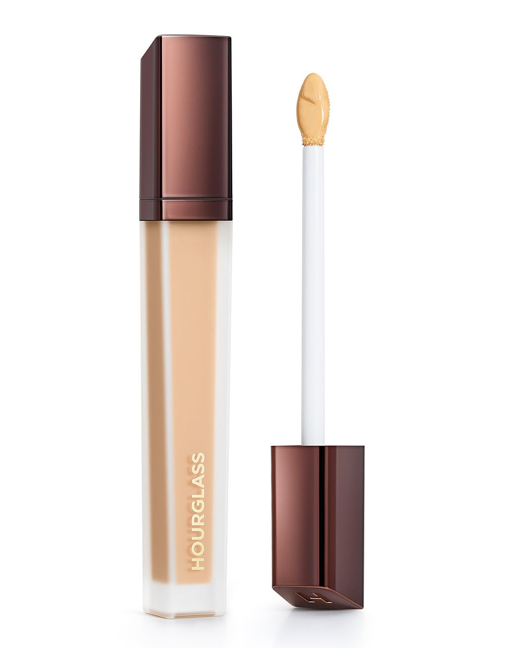HOURGLASS Vanish Airbrush Concealer front view with creamy texture