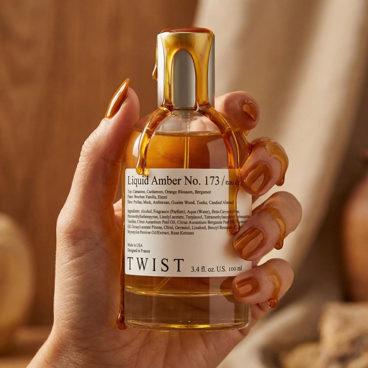 HOUSE OF TWIST Twist Golden Oud No. 171 Eau de Parfum lifestyle scene