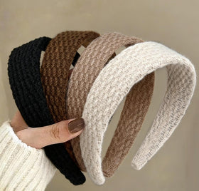 Huachi Knitted Headbands 4PCS in assorted colours front view