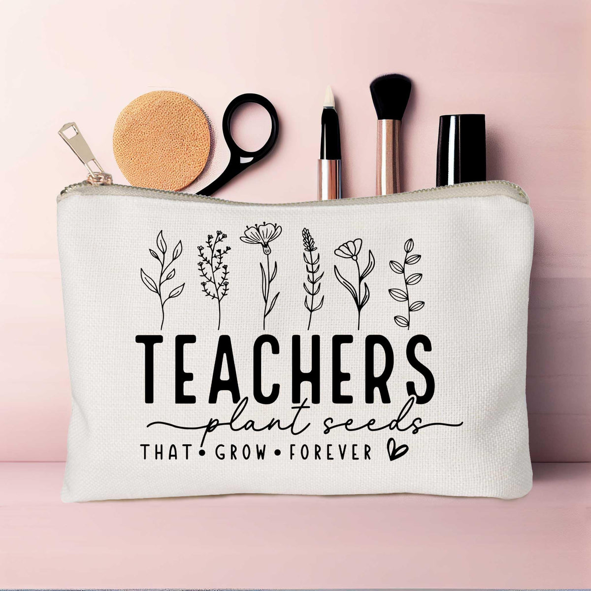 HubbgDesign Teacher Makeup Bag packaging display