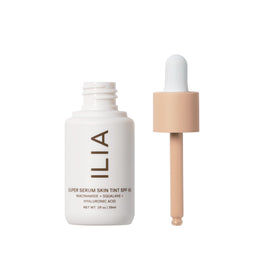 ILIA Super Serum Skin Tint SPF 40 Balos ST3 side view