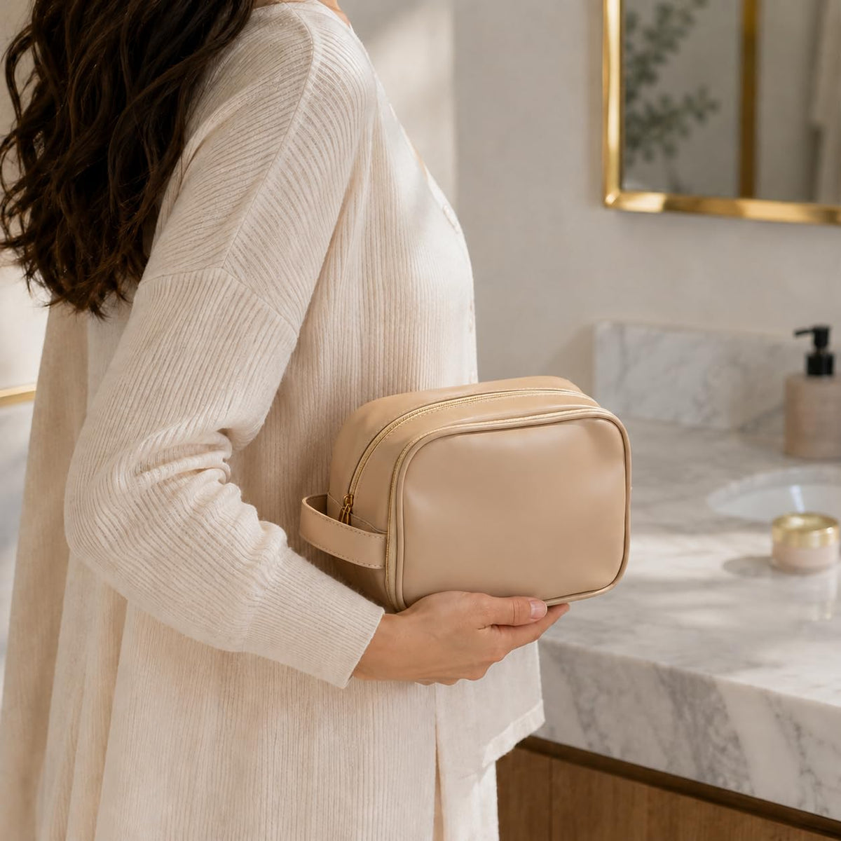 imerelez Double Layer Travel Makeup Bag close-up of waterproof material