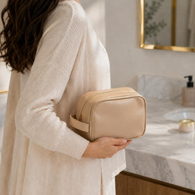imerelez Double Layer Travel Makeup Bag close-up of waterproof material