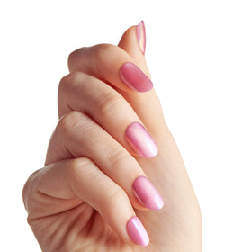 imPRESS Kiss colorFX Press On Nails Kit showing included mini nail file and prep pad
